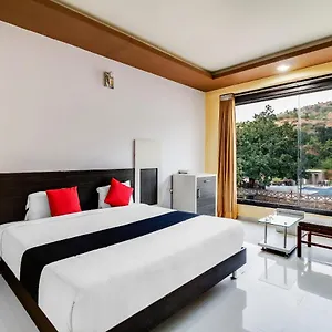 Czar Palace Resort, Udaipur Guman